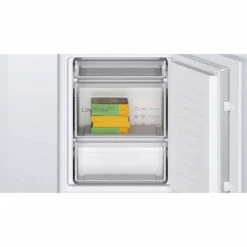 Bosch Series 4 KIV86VSE0G Built-In Low Frost 60/40 Fridge Freezer - White -Kitchen Series Shop b o bosch kiv86vse0g 5
