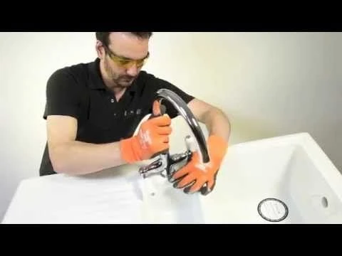 Reginox Regi-Ceramic 1.5 Bowl Kitchen Sink - White - RL 501 CW Reginox Regi-Ceramic 1.5 Bowl Kitchen Sink - White - RL 501 CW -Kitchen Series Shop ec9cccd27e651dbd5792154461943ec1c1ecf1889a1ae889ef6e8b1aa7be100e 1