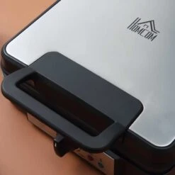 HOMCOM 1200W 4 Slice Waffle Maker - Black - 800-135V70 -Kitchen Series Shop homcom 800135v70 lid closed